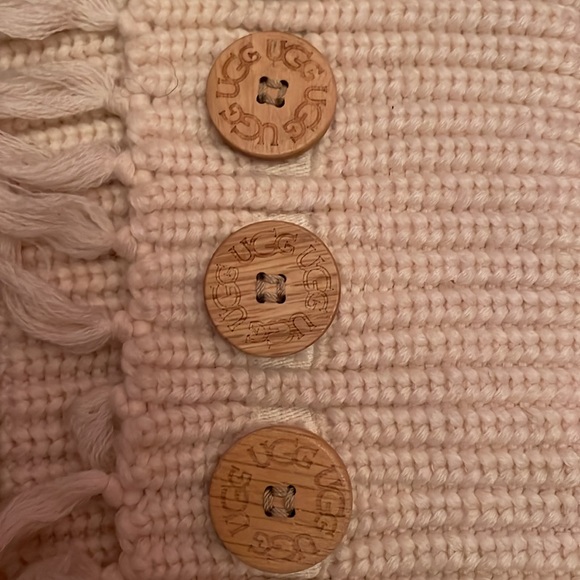 RARE Vintage UGG Cardy Fringe Cream Boots with Buttons - Picture 7 of 8
